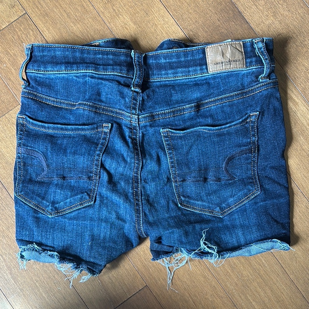 American Eagle Outfitters girls Blue Jean Shorts Classic Cut-Off Style - Picture 4 of 4